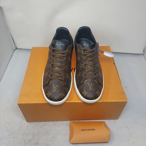 Louis Vuitton MENS Low Top Luxembourg LV Monogram Brown Sneaker - Picture 8 of 10